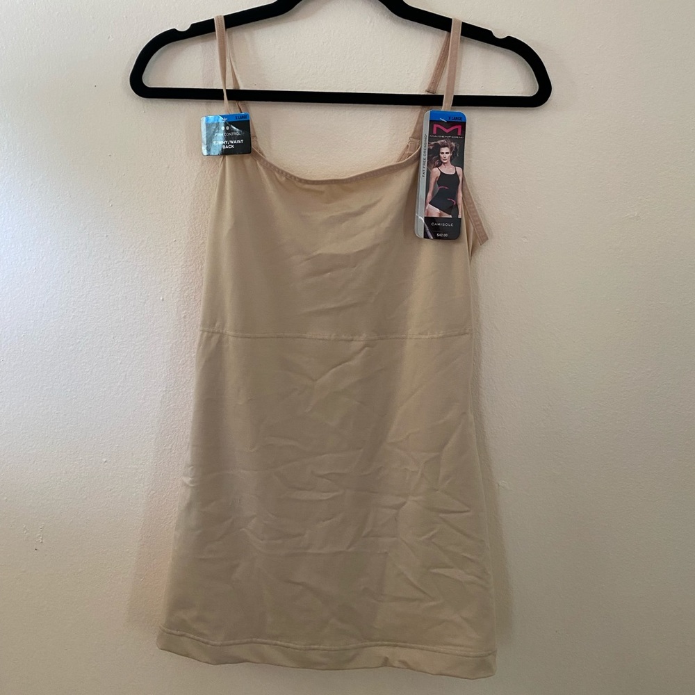 NWT XL Maidenform Firm Camisole